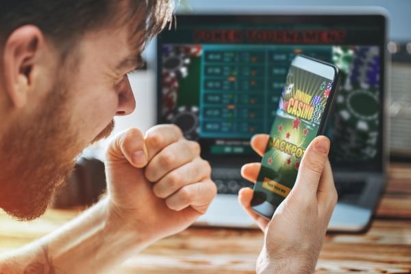 slo828 taruhan roulette blackjack meja VIP kasino online